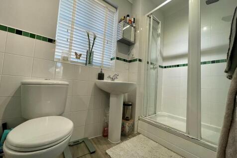 Ensuite Shower