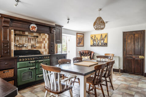 Kitchen/Breakfast