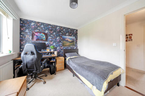 1363879-9-68e90a7...