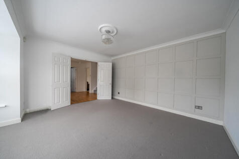 Dining/Family Room