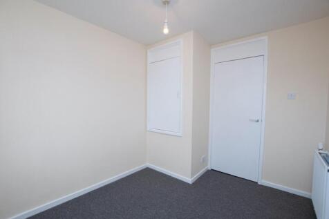Bedroom 3 (2).jpg