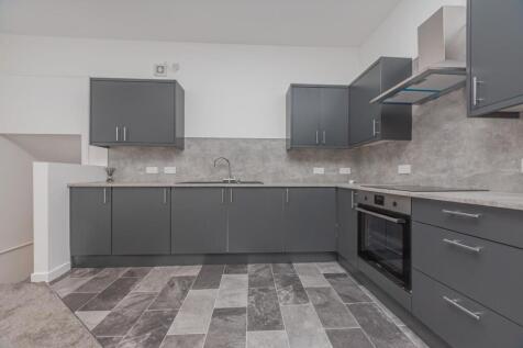 3. Kitchen.jpg