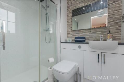 Bedroom 1 En-Suite