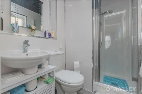 Bedroom 2 En-Suite