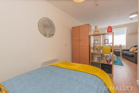 11. Bedroom 3.jpg