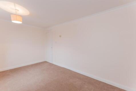 master bedroom 2.jpg