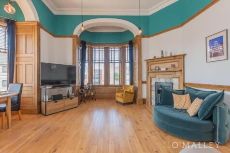 8. Living room 3.jpg