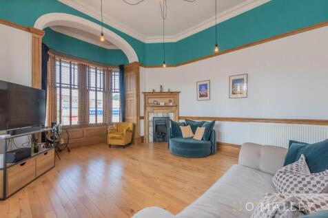 12. Living Room 7.jpg