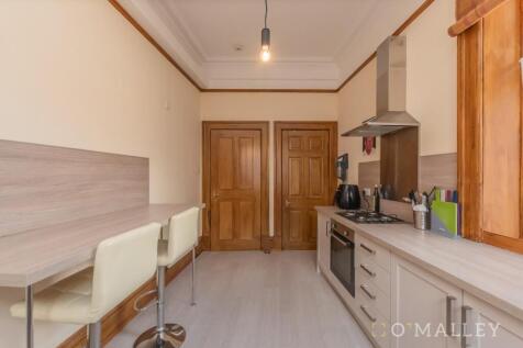 16. Kitchen 4.jpg