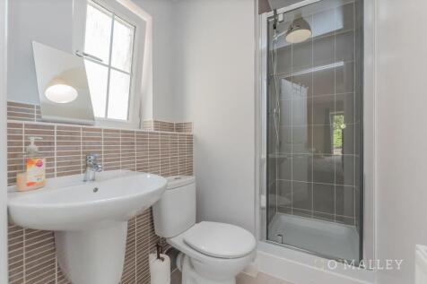 Bedroom 2 En-Suite