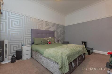 45. Bedroom 2 3.jpg