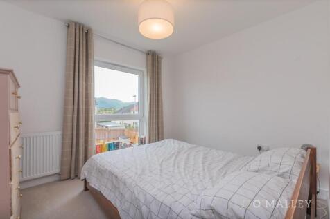 23. Bedroom 2 1.jpg