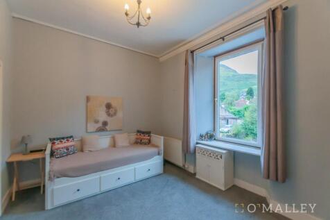 Bedroom 2.jpg