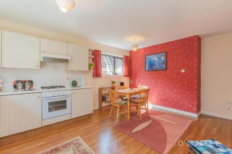 15. Kitchen 4.jpg