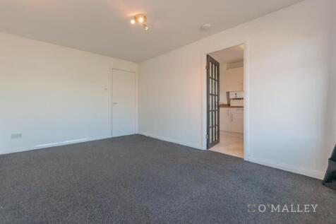9. Living Room 3.jpg