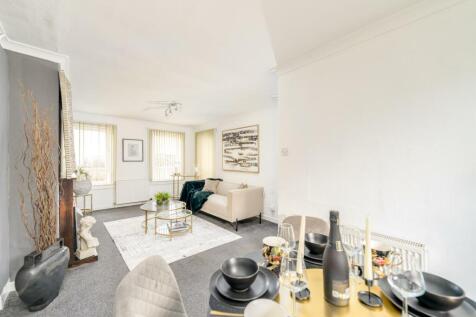 25 Whitefield Crescent-05.jpg