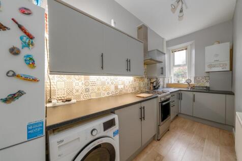 65 Forrest Road Selkirk-06.jpg