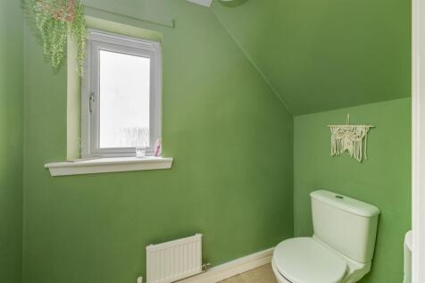1 Queen Elizabeth Drive-11.jpg