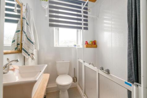 7 Kilknowe East End Earlston-13.jpg