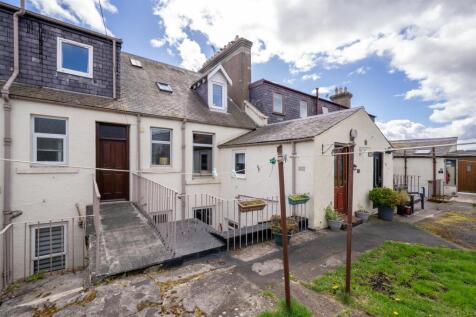 7 Kilknowe East End Earlston-21.jpg