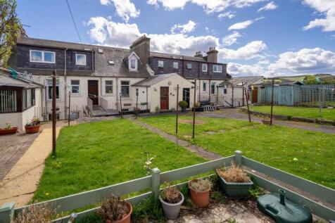 7 Kilknowe East End Earlston-24.jpg