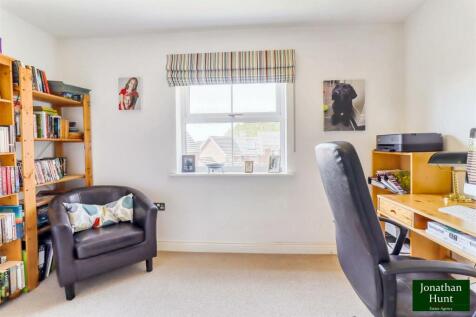 BEDROOM FIVE
