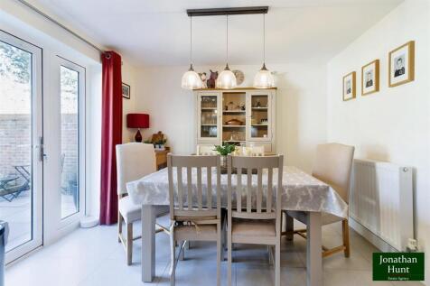 KITCHEN/DINER PIC 2