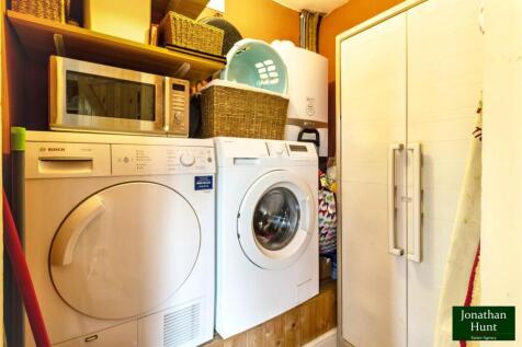 UTILITY CUPBOARD