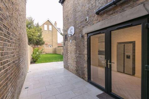 Side Return Patio