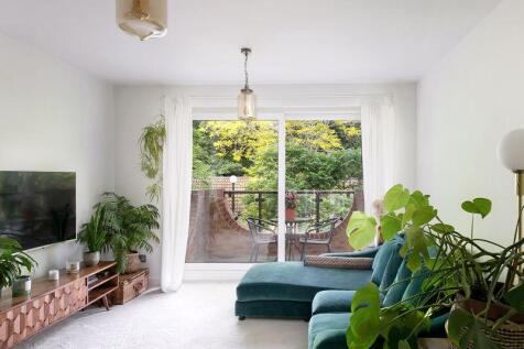 Reception/Dining Room