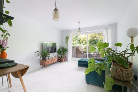 Reception/Dining Room