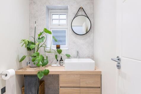 Ground Floor WC