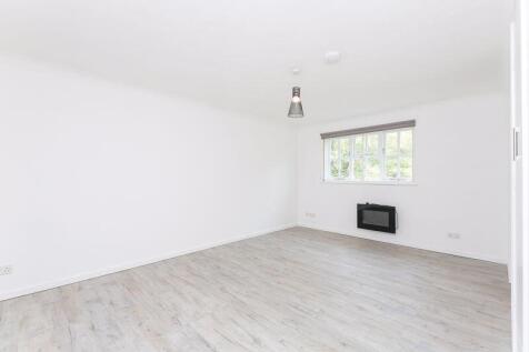 Studio Room