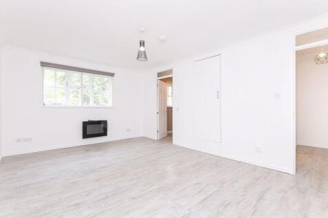 Studio Room