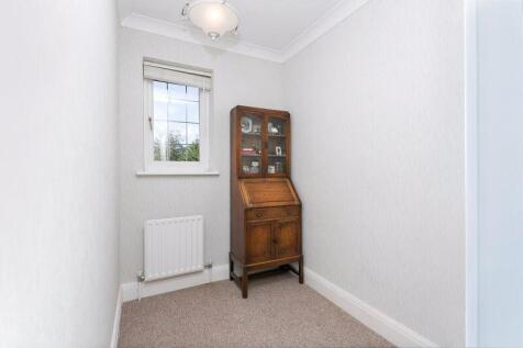 Bedroom 3/Home Office