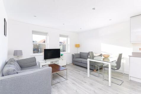 Reception/Dining Area