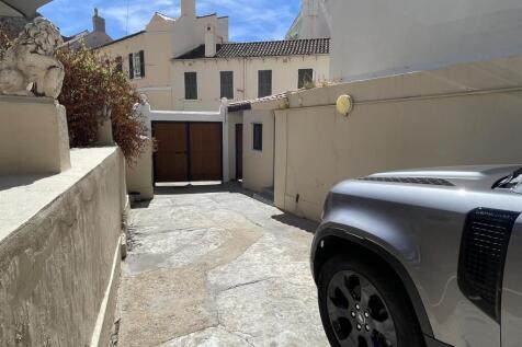 Property Image 8