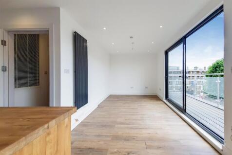 2_Kitchen-Reception-2.jpg