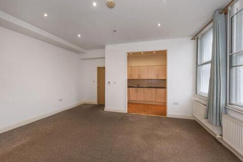 Living Room pic2