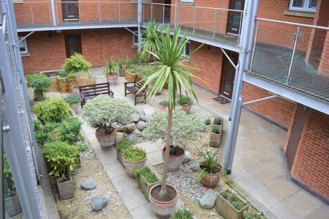 Communal Courtyard Garden