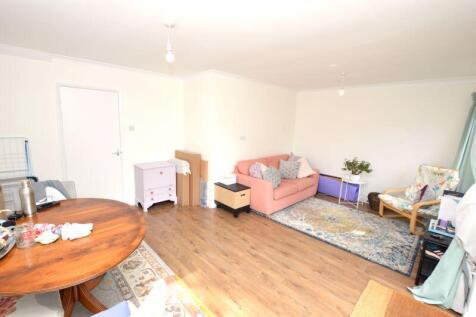 Living Room pic2