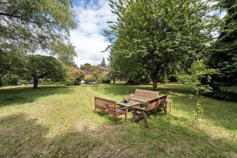 Communal Garden pic1