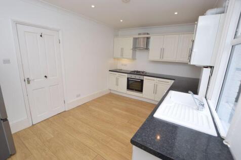Kitchen-Breakfast Room pic2