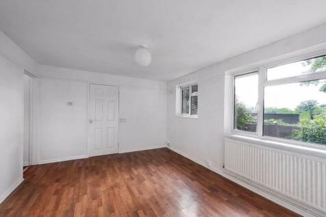 Living Room pic2