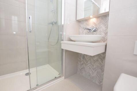 Master Bedroom En Suite