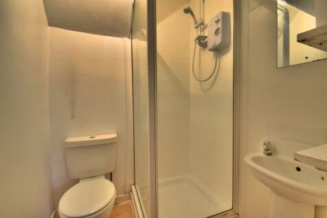 HDRCreat Bathroom (2).jpg