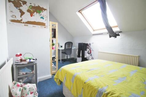 Student-property-sheffield-Bedroom 4 1.JPG