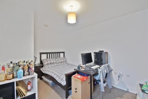 Bedroom 2.jpg