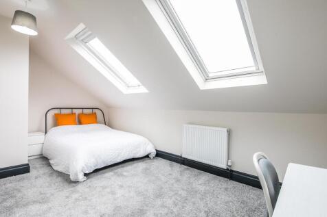 Bedroom 5.jpg