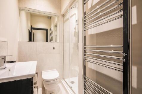 Shower room.jpg